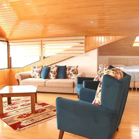 Royal Seza Aparthotel